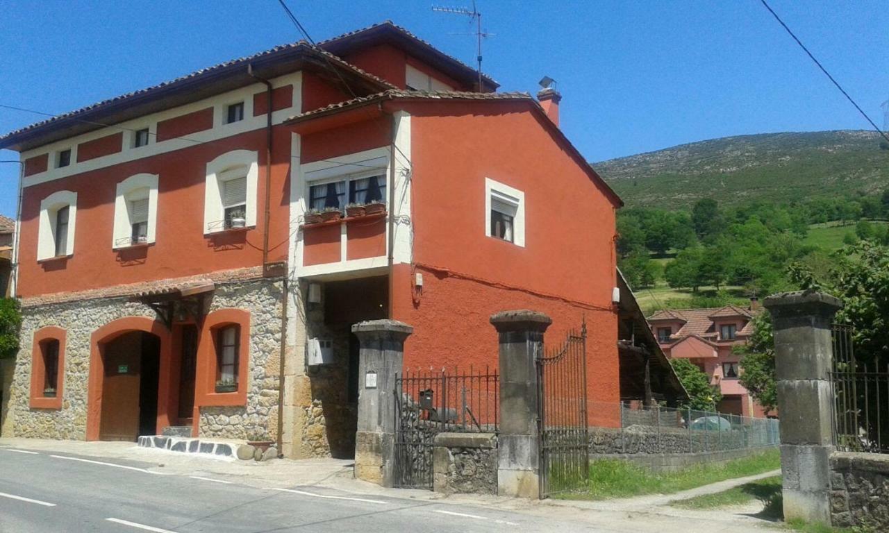 Miyares Casa Rural Ngoại thất bức ảnh